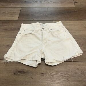 LEVI’s Strauss high rise white denim shorts! (like new)